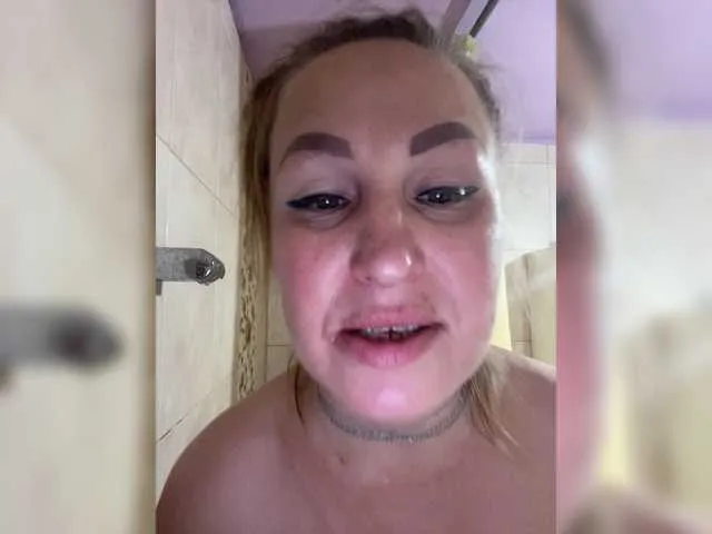 Live sex webcam photo for ShySexyBaby #269597653