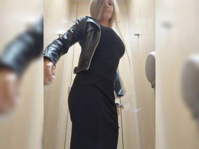 Live sex webcam photo for ----Angel--- #269606408