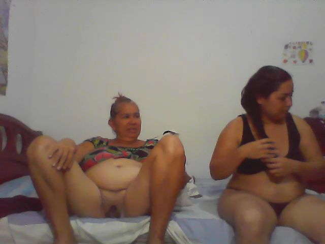 Live sex webcam photo for girlbigass175 #269605590