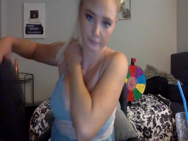 Live sex webcam photo for Paisleyporter #269606505