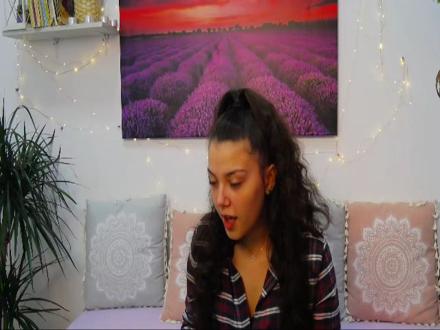 Live sex webcam photo for Leya_ice #269597168