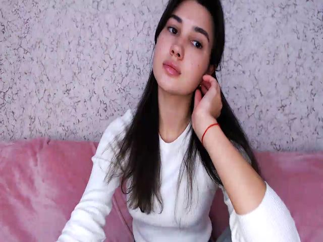 Live sex webcam photo for Amoor_ #269604107