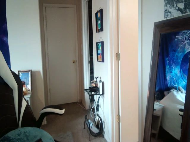 Live sex webcam photo for SoulMystique #269609282