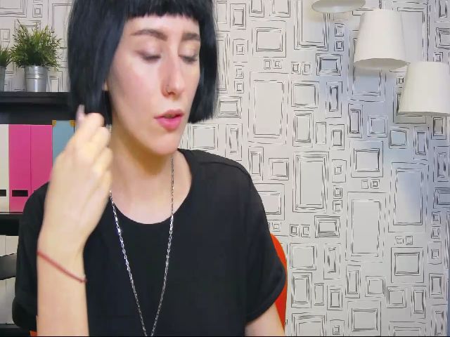 Live sex webcam photo for CherrylRush #269605339