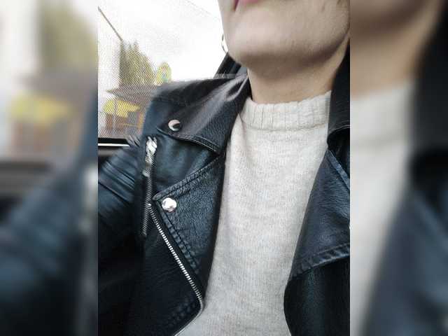 Live sex webcam photo for ellss777 #269626743