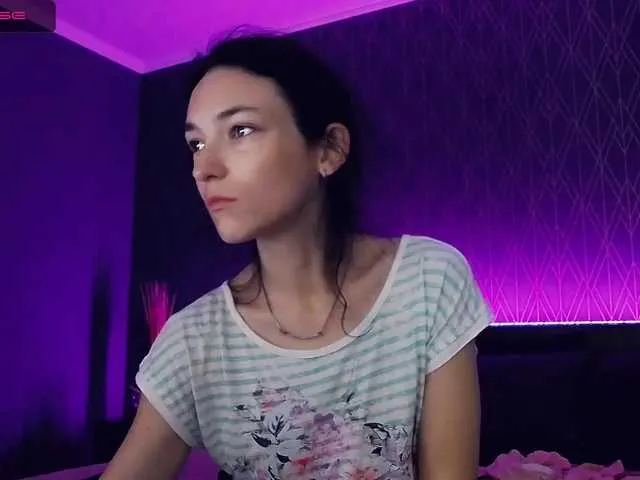 Live sex webcam photo for KariNeal #269617852