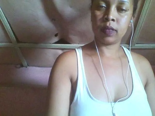 Live sex webcam photo for big-ass-sexy #269622363