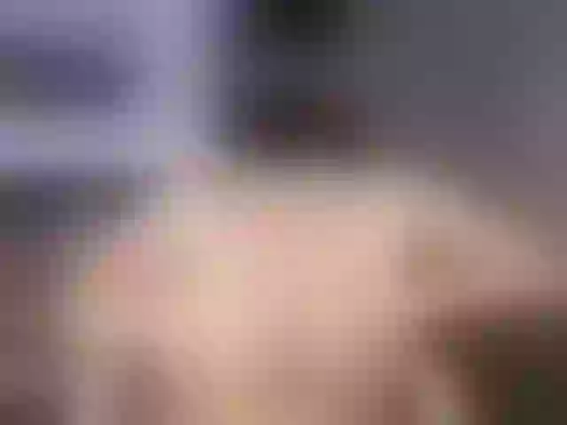 Live sex webcam photo for -EliSwan- #269621528