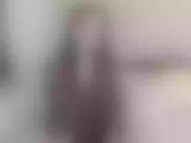 Live sex webcam photo for onlyours1 #269612538