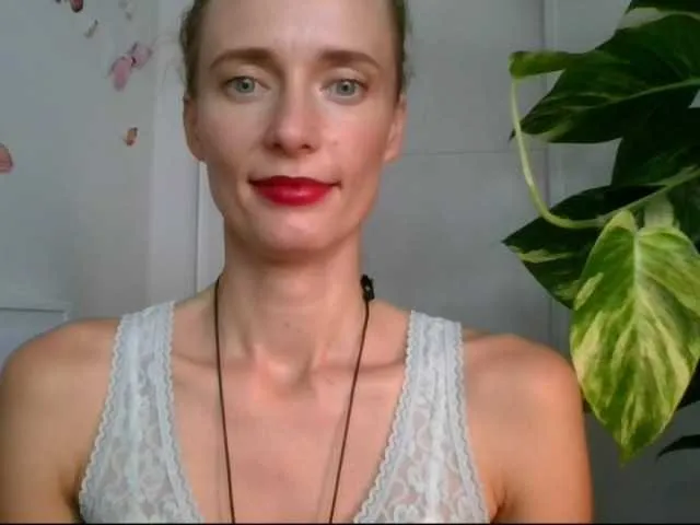 Live sex webcam photo for CelesteKissab #269622561