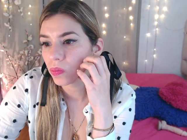 Live sex webcam photo for MsSofia #269613484