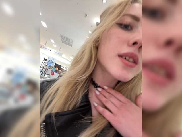 Live sex webcam photo for Likachkaa #269625686