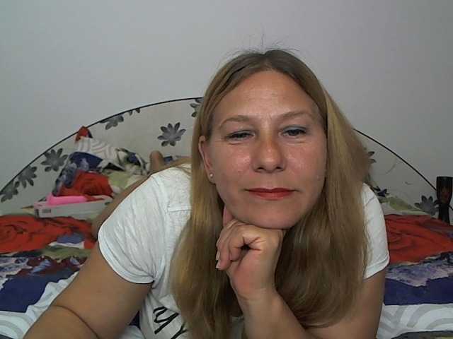 Live sex webcam photo for imola80 #269613210