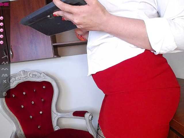 Live sex webcam photo for lola-vonnyroc #269613071