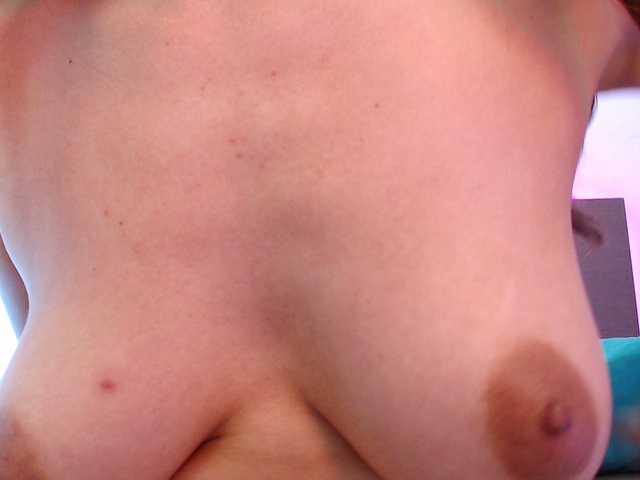 Live sex webcam photo for anyifoxy #269612814