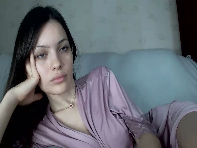 Live sex webcam photo for Snow_Whiteee #269628203