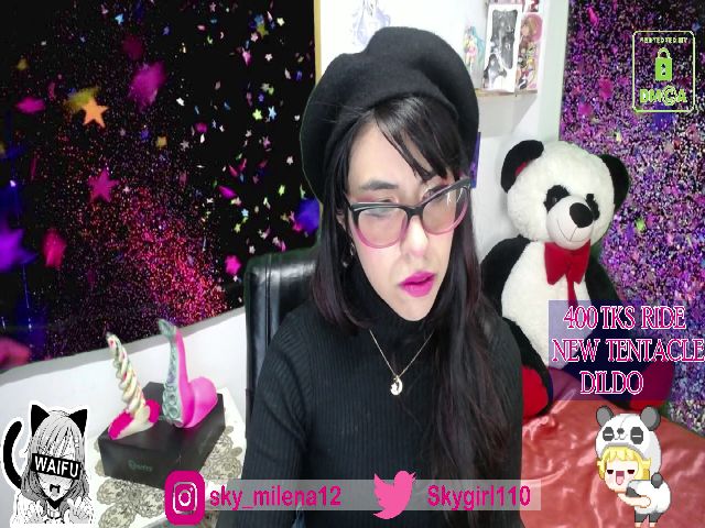 Live sex webcam photo for Sky_girl1 #269623636