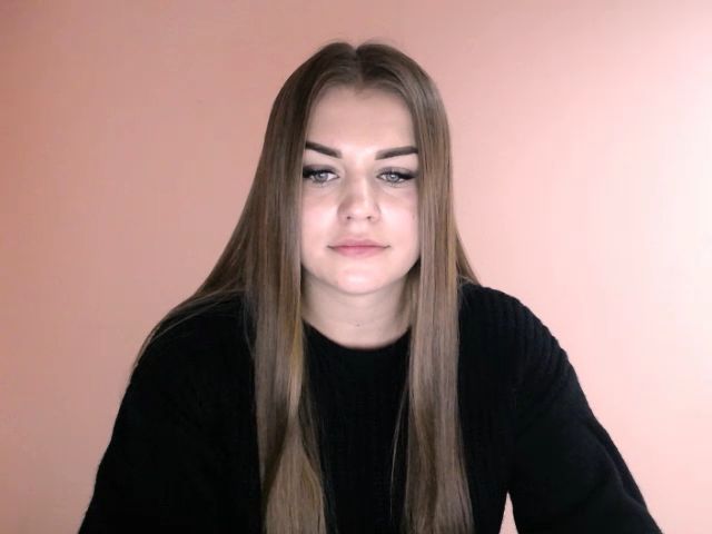 Live sex webcam photo for TaliaKristen #269615605