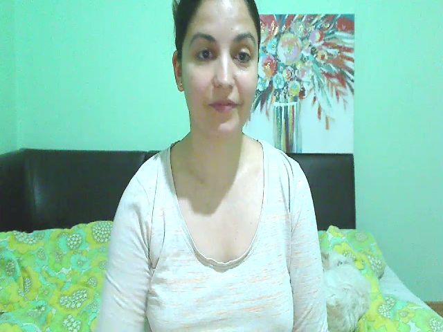 Live sex webcam photo for OneHotty #269630475