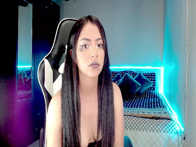 Live sex webcam photo for Vanessax10 #269630455