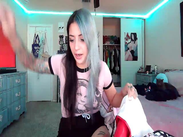 Live sex webcam photo for Sallylyn #269630168