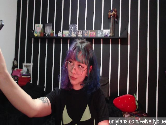 Live sex webcam photo for VelvetyBlue #269615651