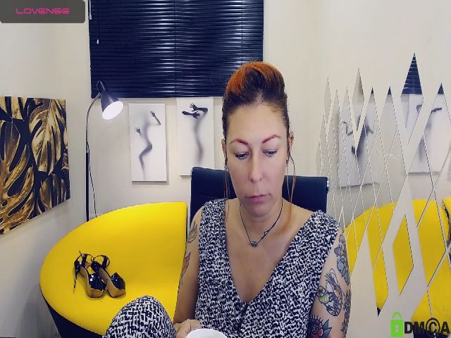 Live sex webcam photo for MarvelousLilu #269621205