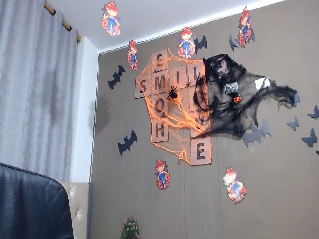 Live sex webcam photo for ScarletDsire #269621149