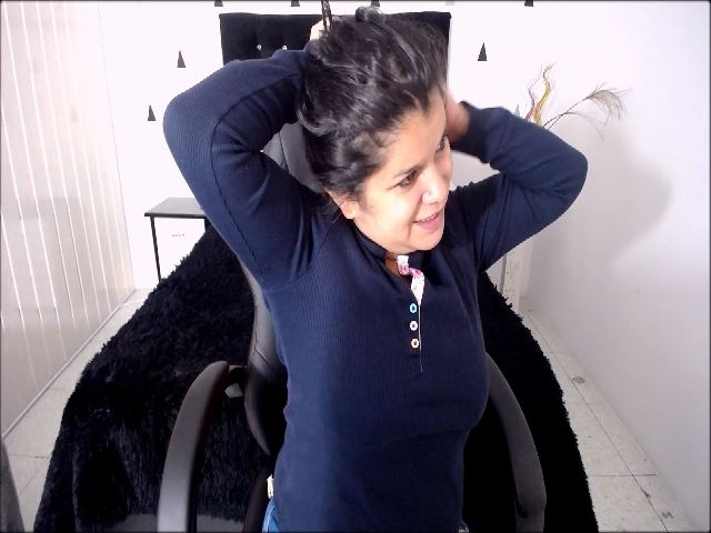 Live sex webcam photo for Samay_y #269622733