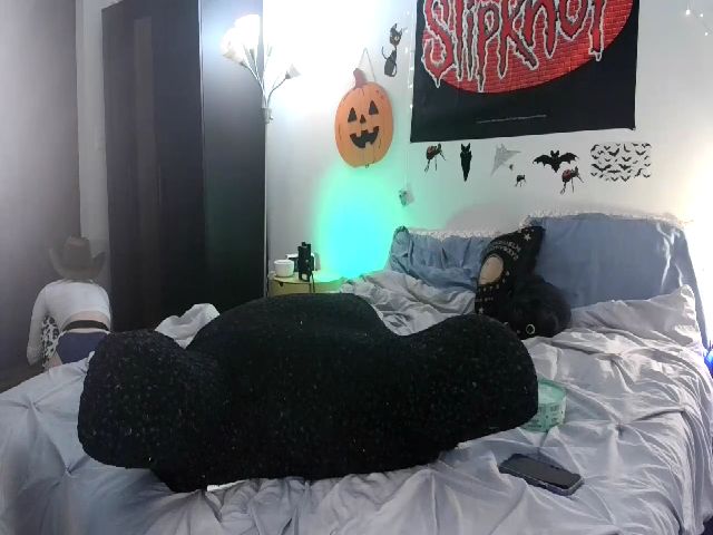 Live sex webcam photo for Strawberrrri1 #269615389