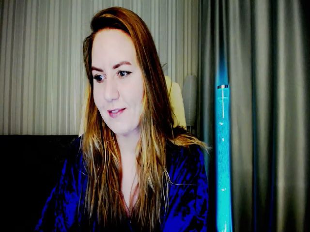 Live sex webcam photo for CintyCat #269624520