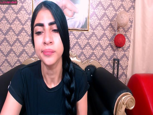 Live sex webcam photo for Naughtty_Doll #269622846