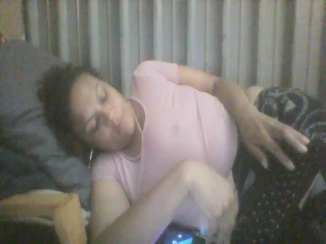 Live sex webcam photo for LailaRedd19 #269622794