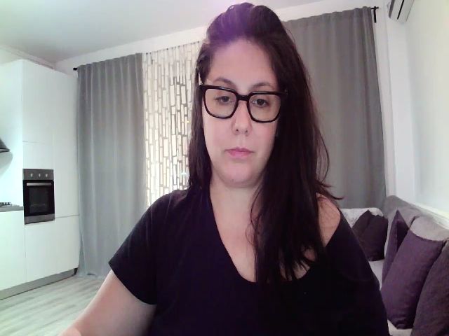 Live sex webcam photo for SILKYWOMAN #269624885