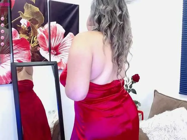 Live sex webcam photo for SaraReyes #269626315