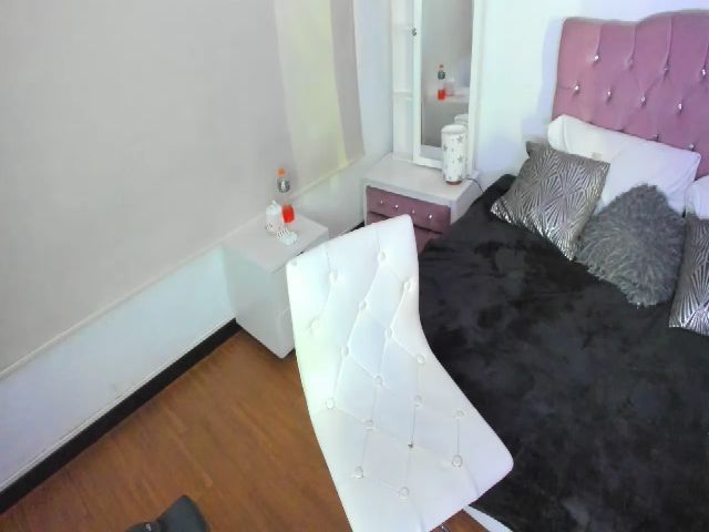 Live sex webcam photo for Hanna_becker #269628833