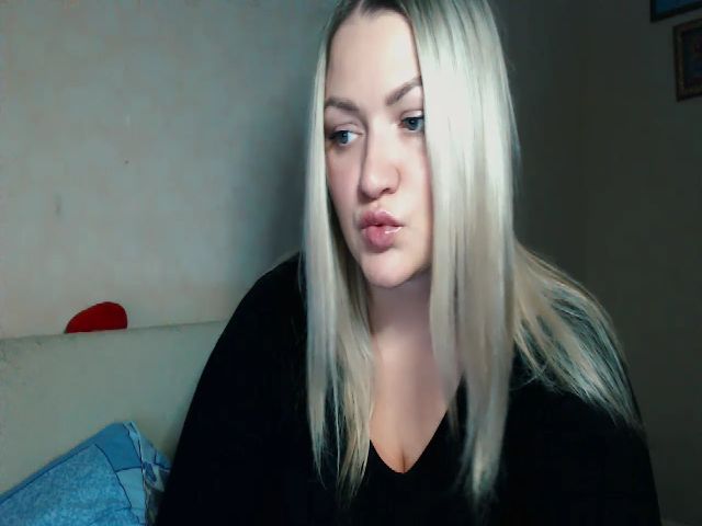 Live sex webcam photo for Kalina_malina #269628344