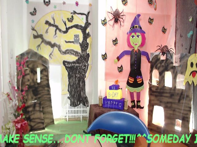 Live sex webcam photo for Emmarocker #269624175