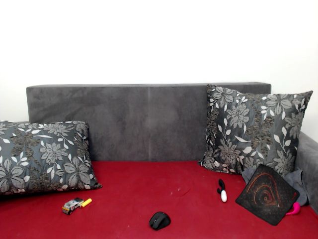 Live sex webcam photo for Katye18 #269614689