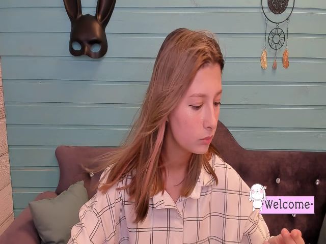 Live sex webcam photo for Harperallgood #269615374