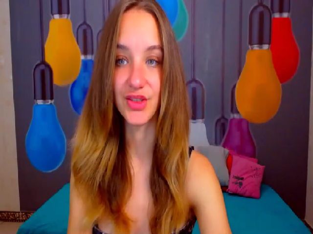 Live sex webcam photo for Tessa_Hot #269618993