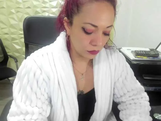 Live sex webcam photo for milaowenn #269627685