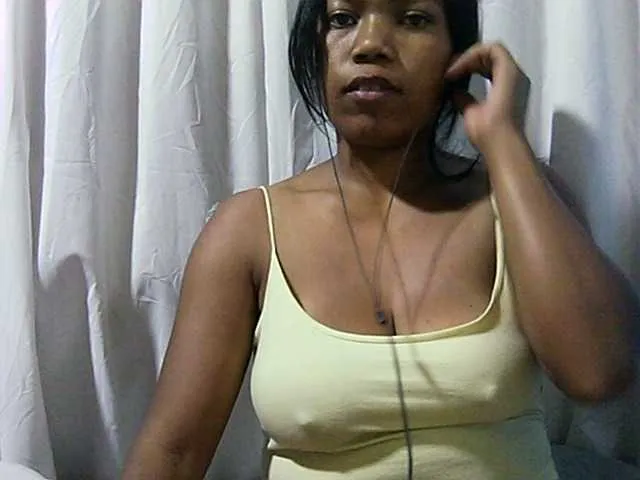 Live sex webcam photo for MIRANDAW #269618045
