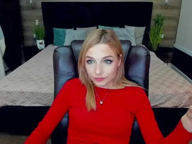 Live sex webcam photo for IceDanielle #269612987