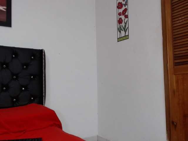 Live sex webcam photo for KEVINN273 #269626458