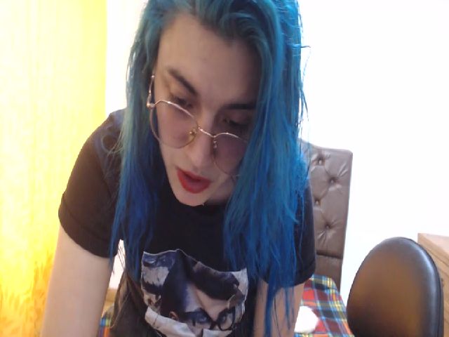 Live sex webcam photo for Carolinforbes #269628469