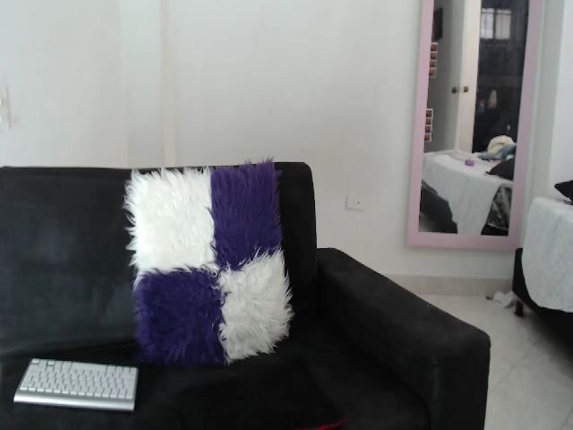 Live sex webcam photo for Hilary_Eva #269624322