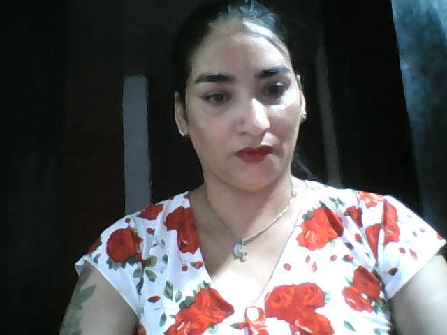 Live sex webcam photo for AlexandraNoir #269624765