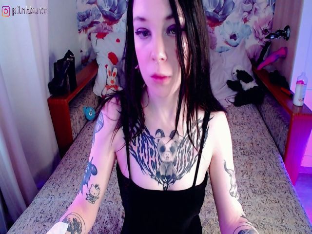 Live sex webcam photo for PinkSlobber #269619914