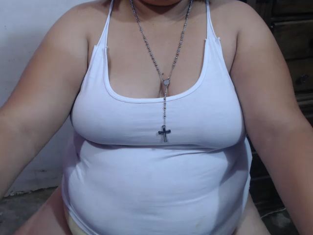 Live sex webcam photo for Sexycarolin22 #269614782